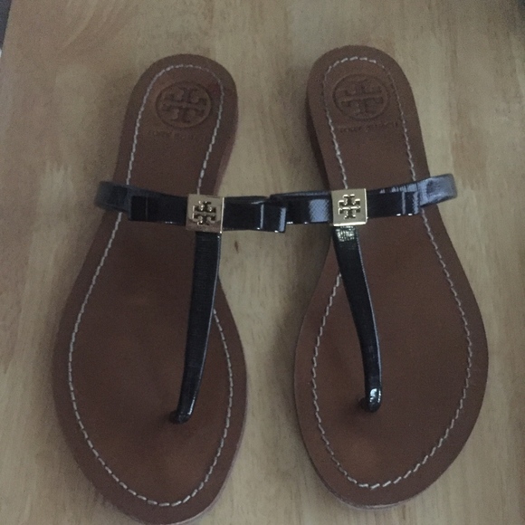 Tory Burch Leighanne Flat Sandal - Picture 1 of 4